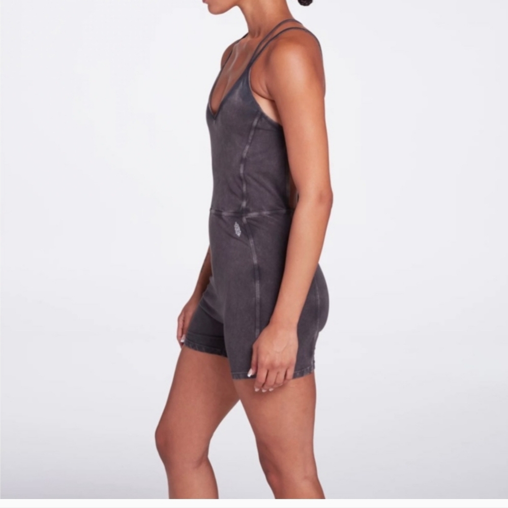 Nwt! Free People Movement Strappy Back Romper Small - Picture 3 of 6